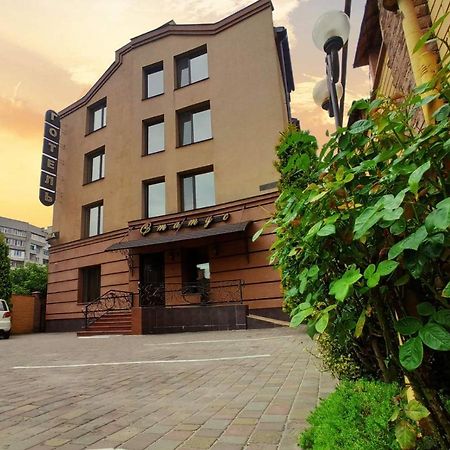 Hotel Status Виниця Екстериор снимка