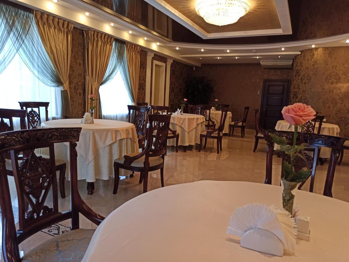 Hotel Status Виниця Екстериор снимка