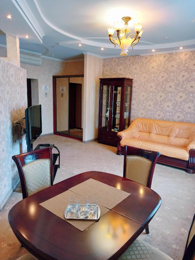 Hotel Status Виниця Екстериор снимка