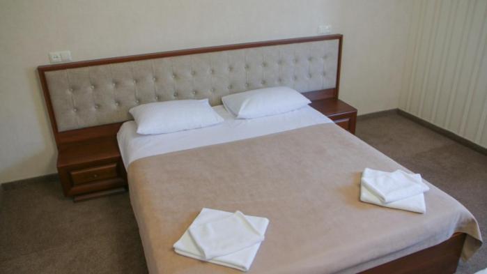 Hotel Status Виниця Екстериор снимка