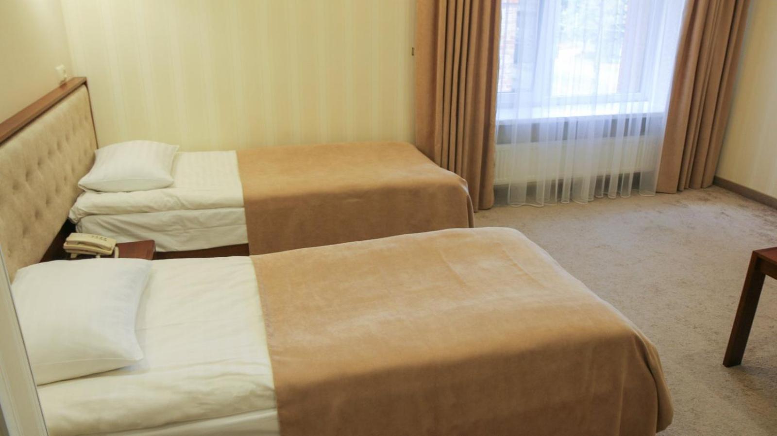 Hotel Status Виниця Екстериор снимка