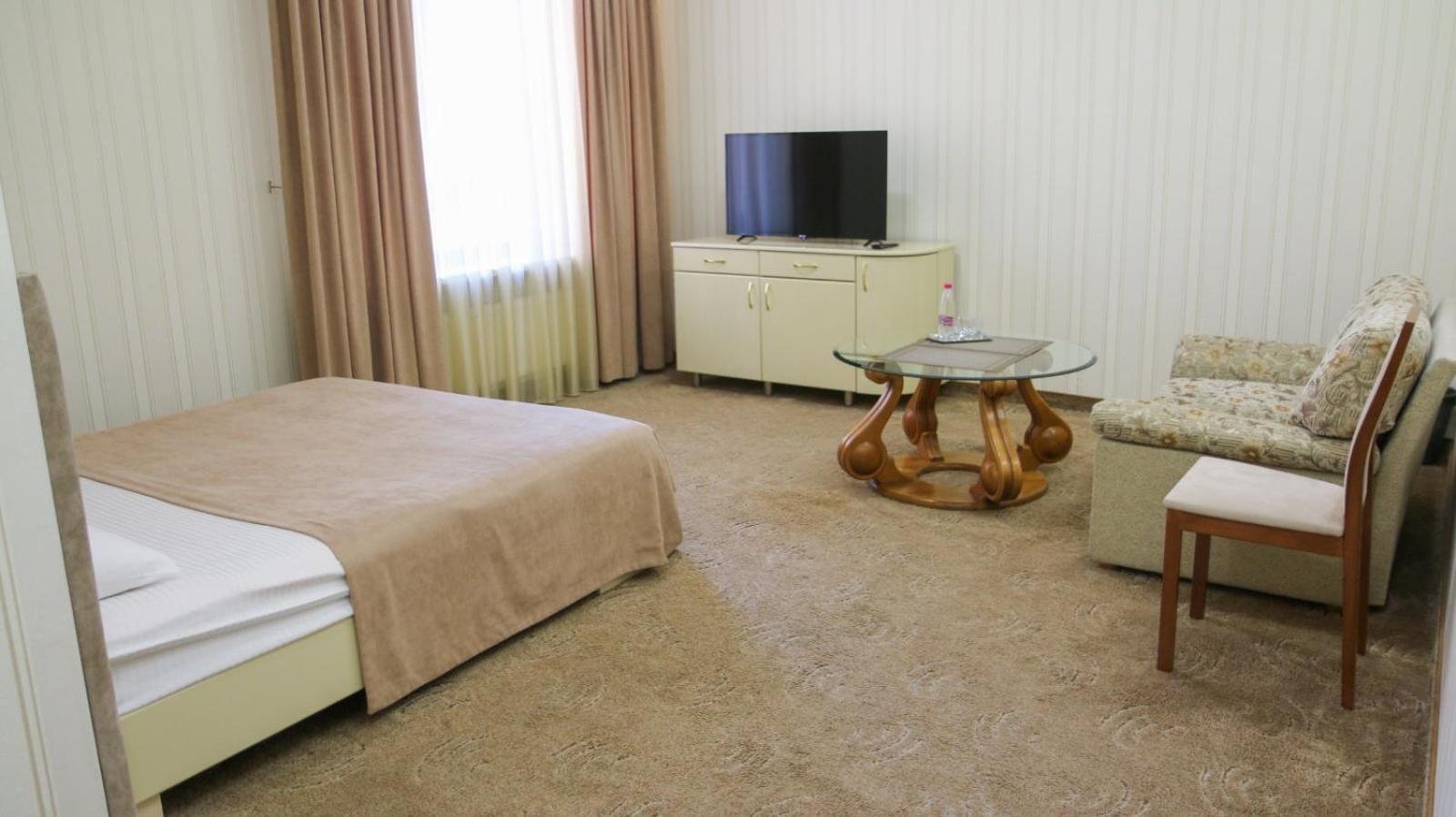 Hotel Status Виниця Екстериор снимка